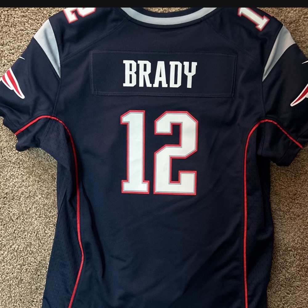 Med Nike Tom Brady patriots NFL jersey practically brand new
